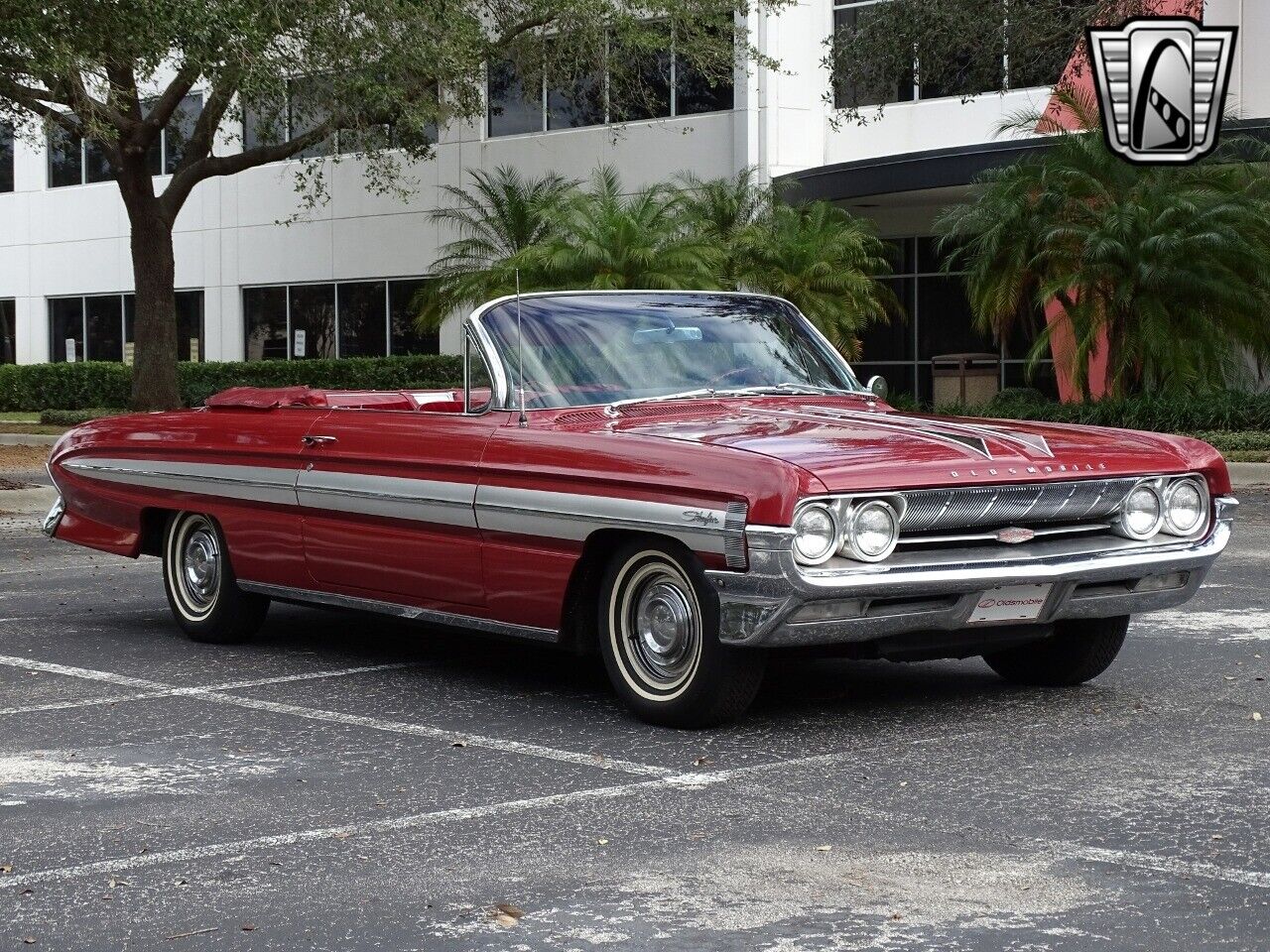 Oldsmobile-Starfire-1961-9