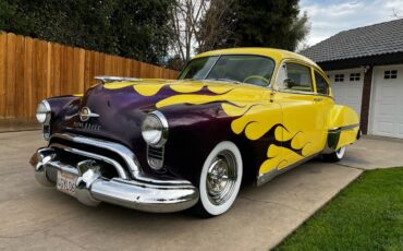 Oldsmobile-Super-88-1949-12