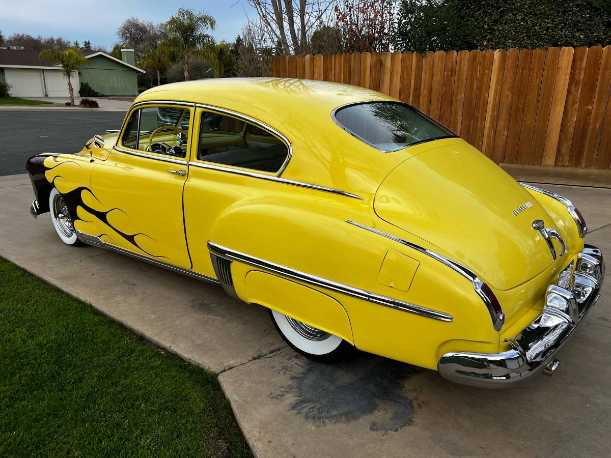 Oldsmobile-Super-88-1949-13