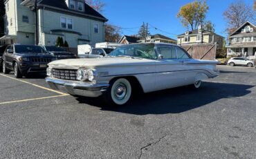 Oldsmobile-Super-88-1960-2