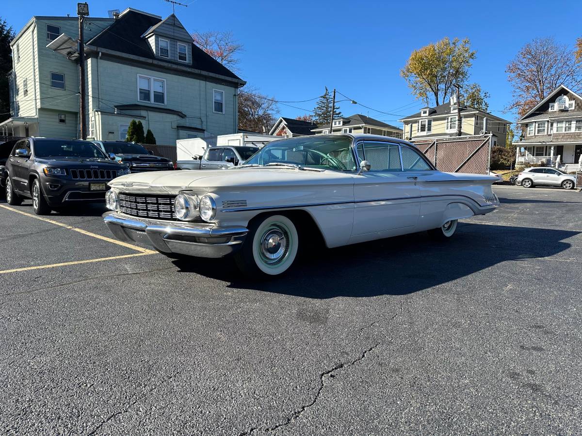 Oldsmobile-Super-88-1960-2