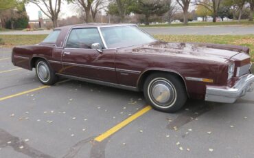 Oldsmobile-Toronado-1978-23