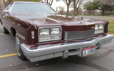 Oldsmobile-Toronado-1978