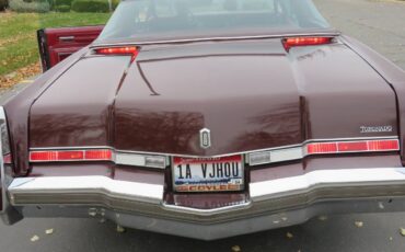 Oldsmobile-Toronado-1978-4