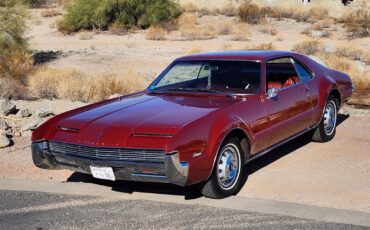 Oldsmobile-Toronado-Coupe-1966-3