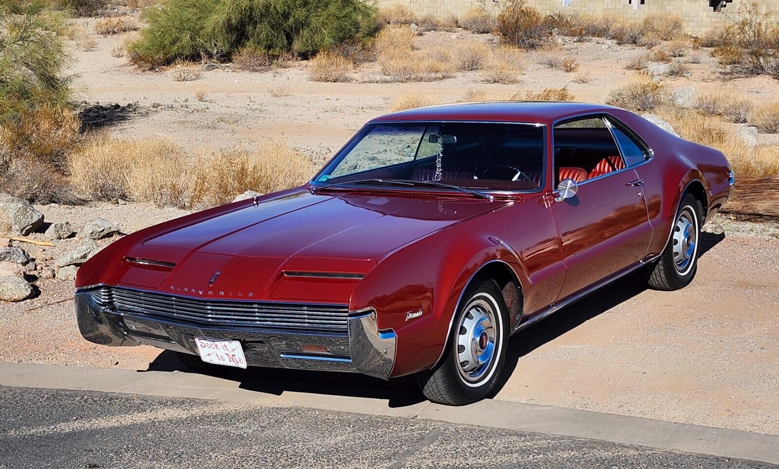 Oldsmobile-Toronado-Coupe-1966-3