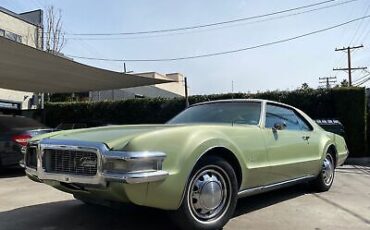 Oldsmobile-Toronado-Coupe-1969-1