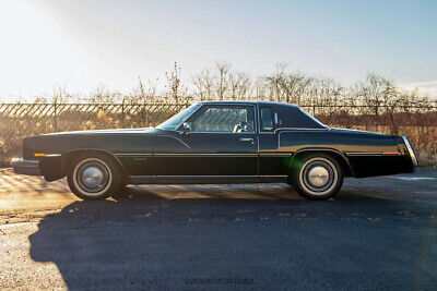 Oldsmobile-Toronado-Coupe-1978-2