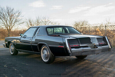 Oldsmobile-Toronado-Coupe-1978-5