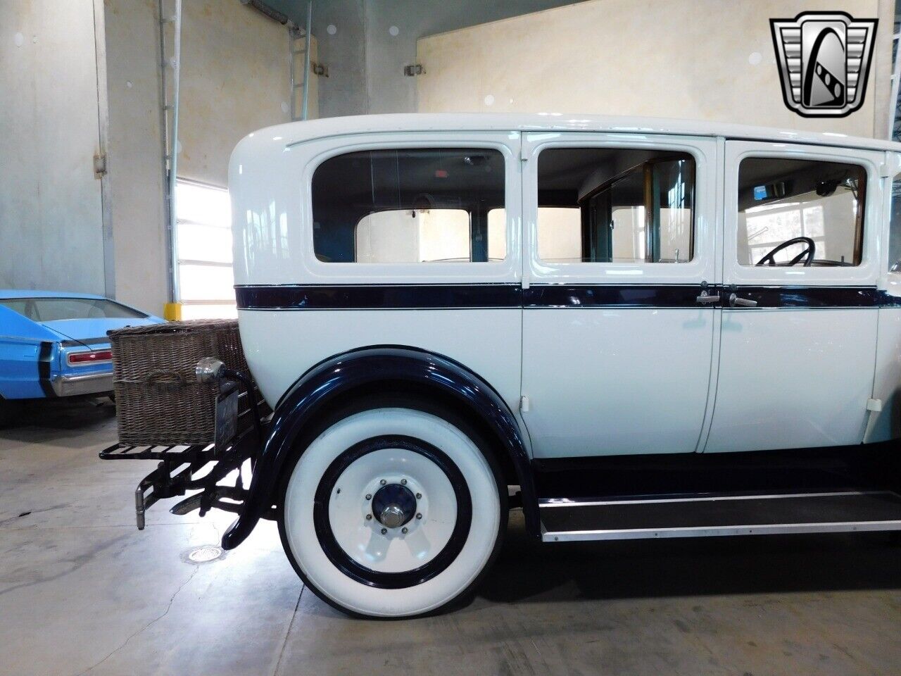 Packard-6-33-Sedan-Limo-Berline-1928-10