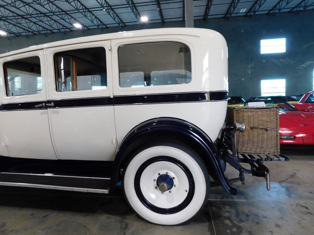 Packard-6-33-Sedan-Limo-Berline-1928-7