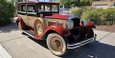 Packard-826-SEDAN-Berline-1931