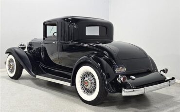 Packard-902-Coupe-1932-3