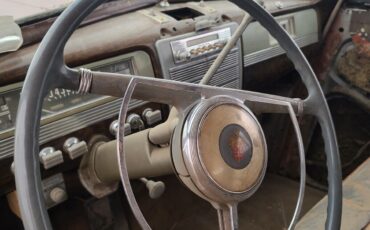 Packard-Brougham-Berline-1941-7