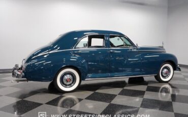 Packard-Clipper-Berline-1941-13