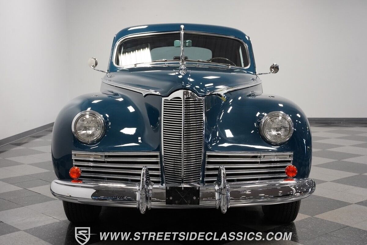 Packard-Clipper-Berline-1941-17