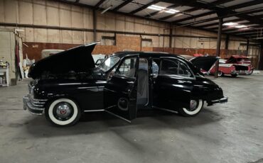 Packard-Eight-Berline-1948-1