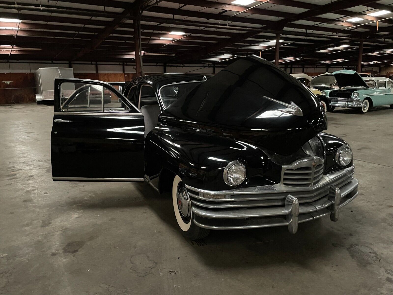 Packard-Eight-Berline-1948-10