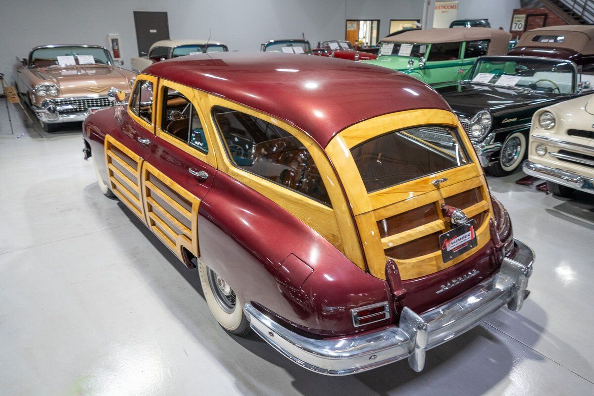 Packard-Eight-Station-Sedan-Woody-Break-1948-10