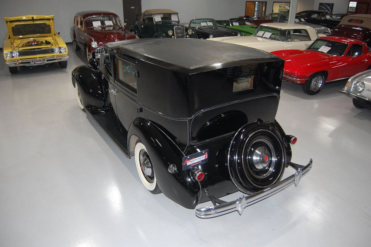 Packard-Rollston-Eight-1668-All-Weather-Panel-Brougham-Cabriolet-1938-11