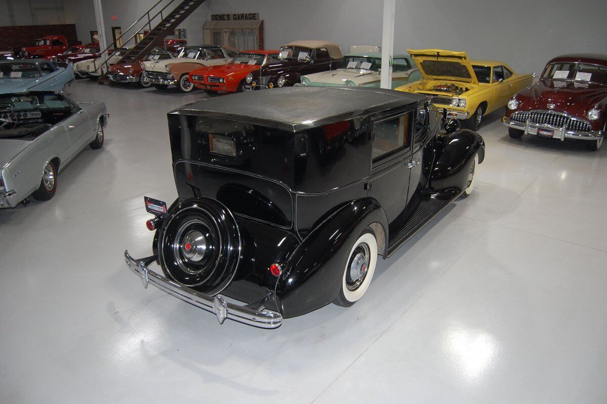 Packard-Rollston-Eight-1668-All-Weather-Panel-Brougham-Cabriolet-1938-9