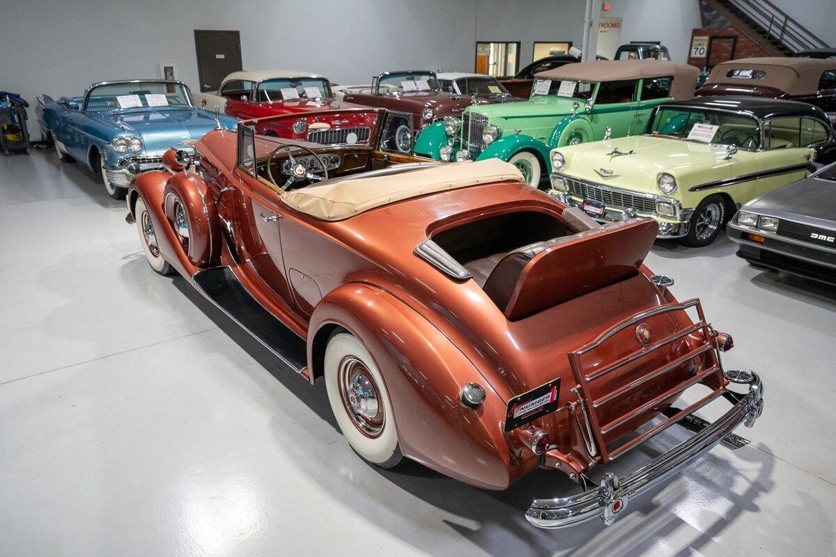 Packard-Twelve-Cabriolet-1937-10