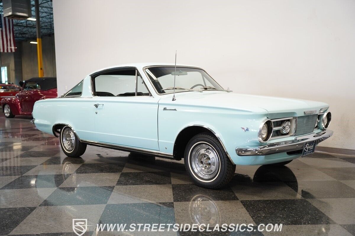 Plymouth-Barracuda-1965-13