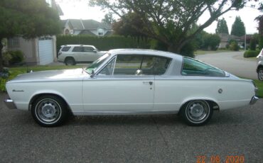 Plymouth-Barracuda-1966-2