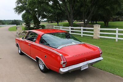 Plymouth-Barracuda-1966-2