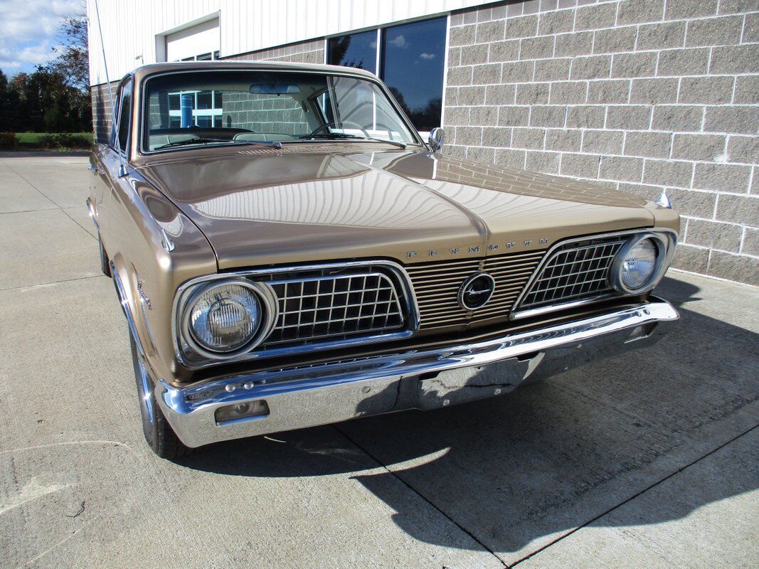 Plymouth-Barracuda-1966-3