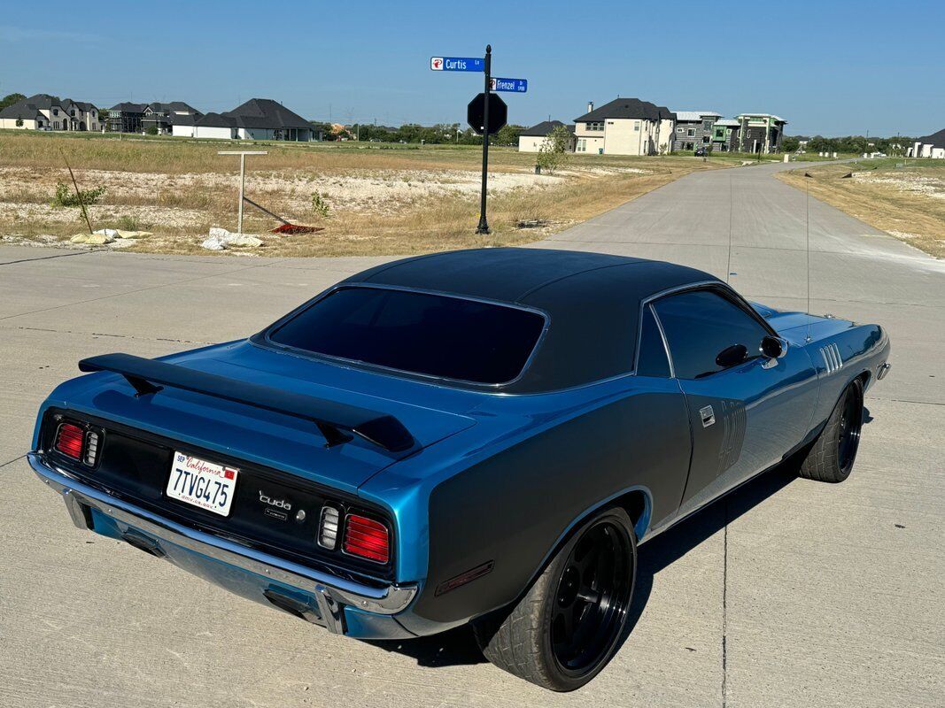 Plymouth-Barracuda-1971-28