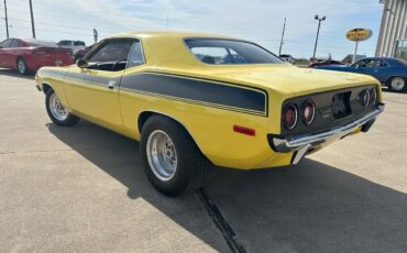 Plymouth-Barracuda-1973-38