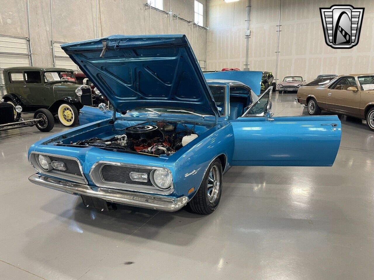 Plymouth-Barracuda-Coupe-1969-8