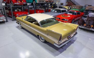 Plymouth-Belvedere-1957-8