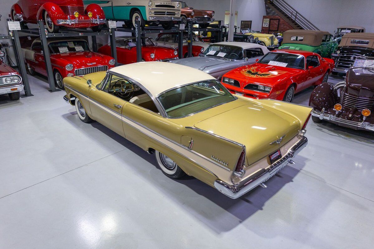 Plymouth-Belvedere-1957-8