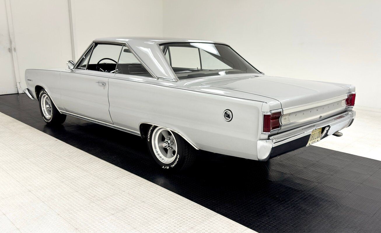 Plymouth-Belvedere-1967-2