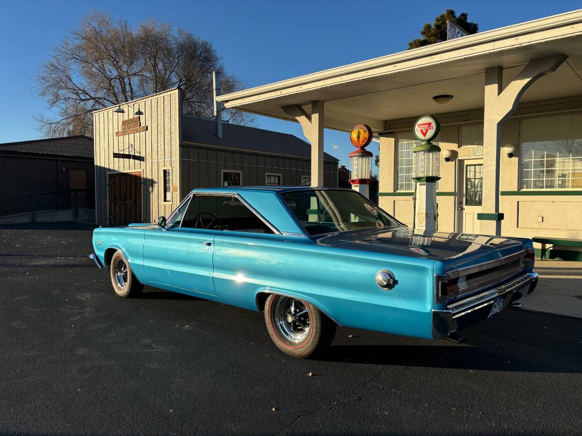 Plymouth-Belvedere-1967-2