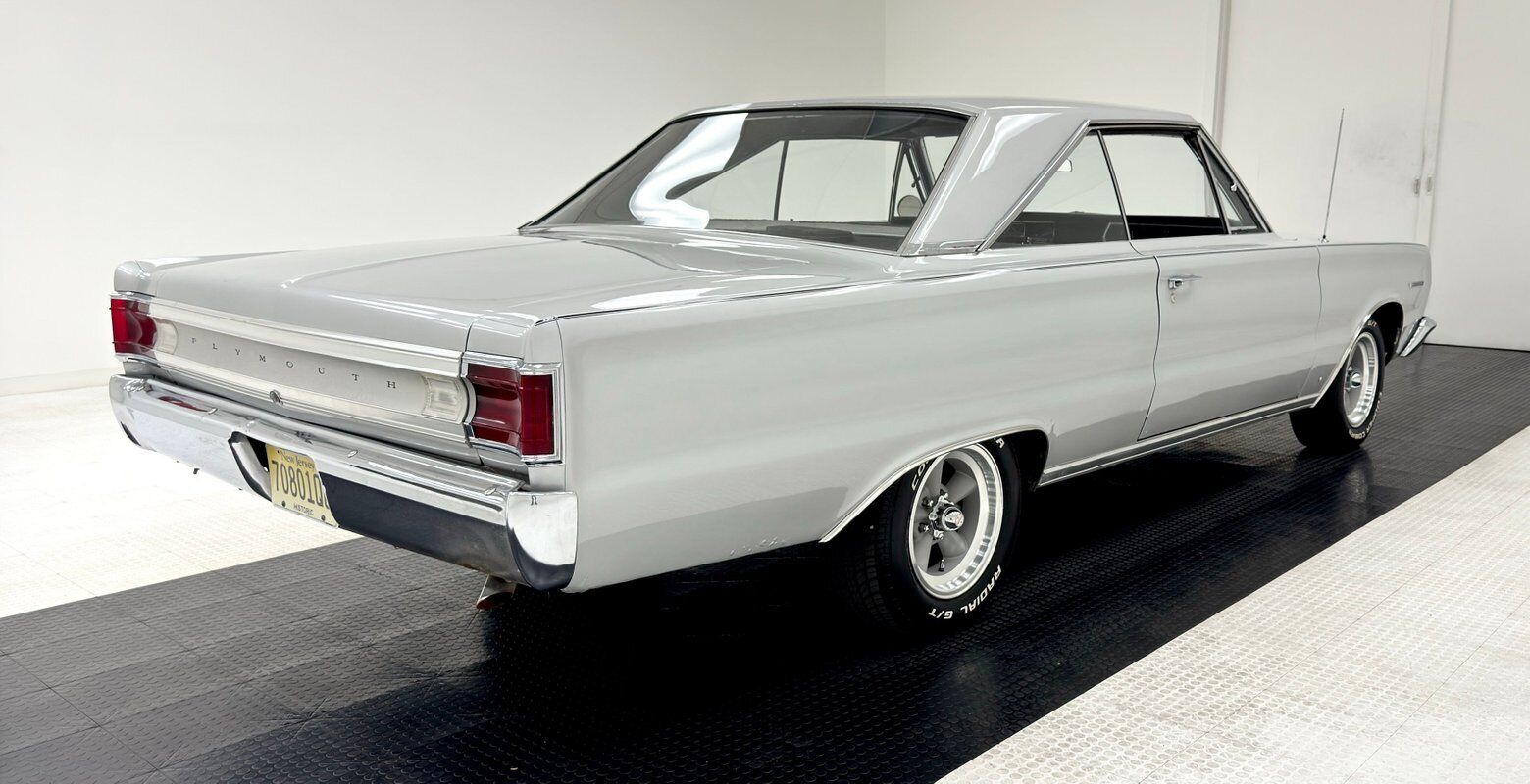 Plymouth-Belvedere-1967-4