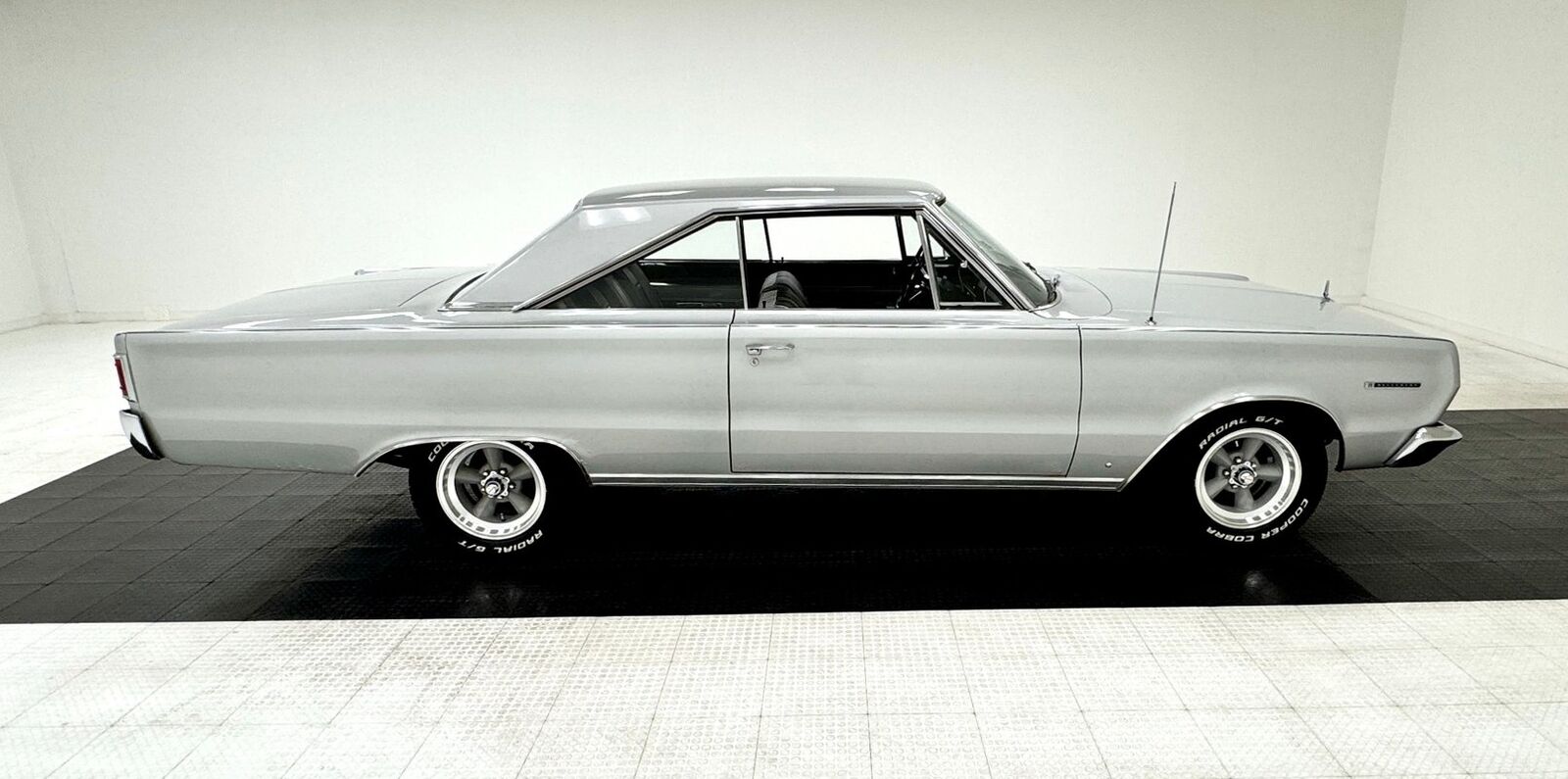 Plymouth-Belvedere-1967-5