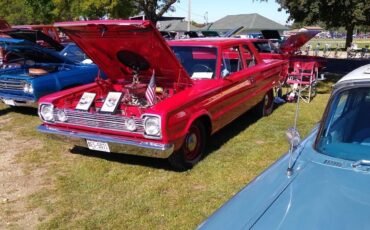 Plymouth-Belvedere-Coupe-1966-32