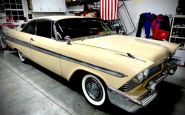 Plymouth-Belvedere-Fury-Christine-Coupe-1958-1