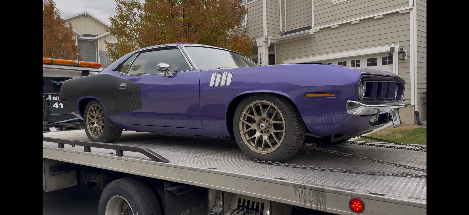 Plymouth-Cuda-1971-27