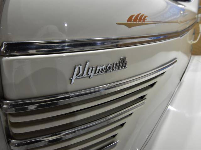 Plymouth-Deluxe-1939-16