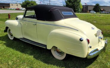 Plymouth-Deluxe-1941-2