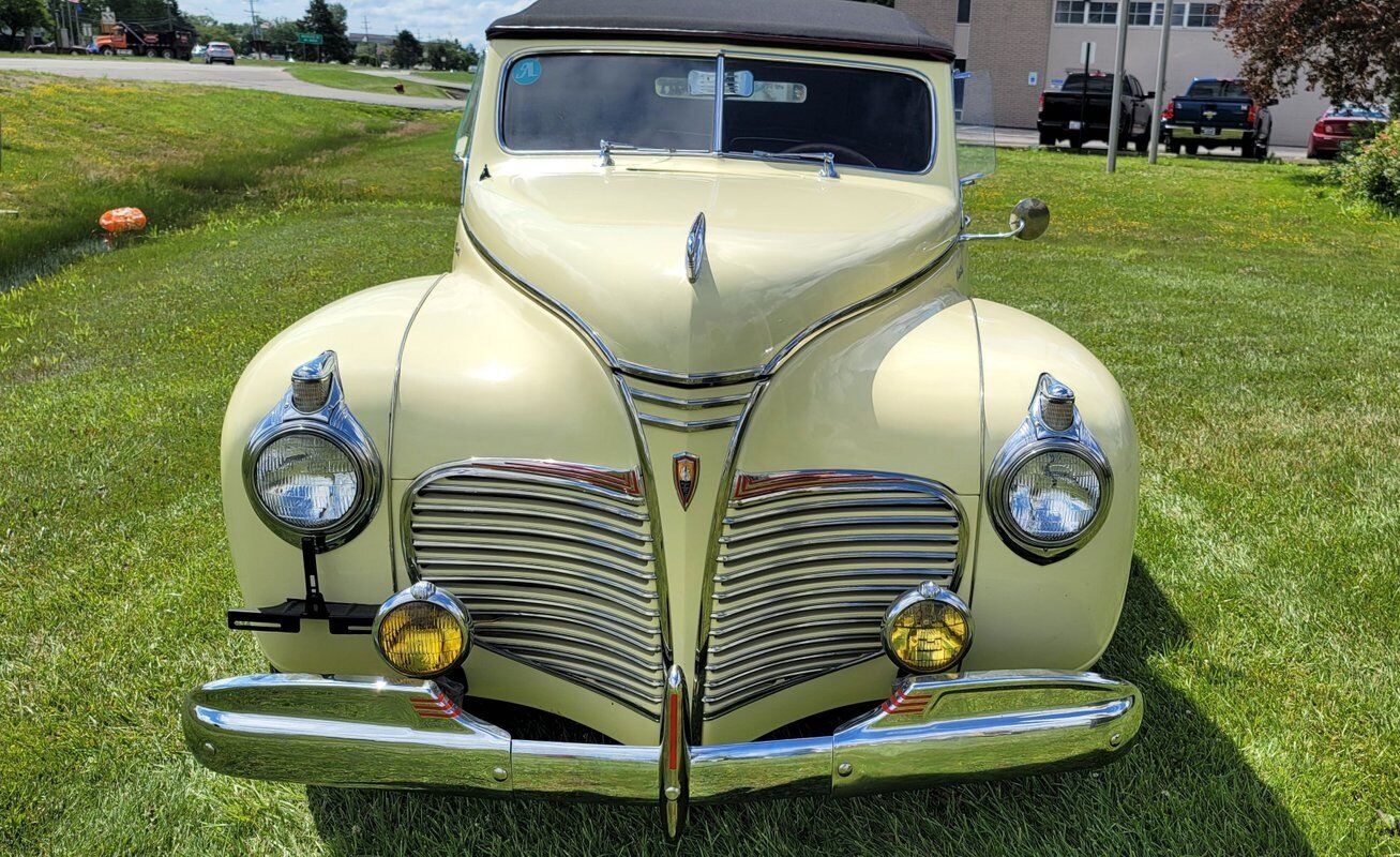 Plymouth-Deluxe-1941-8