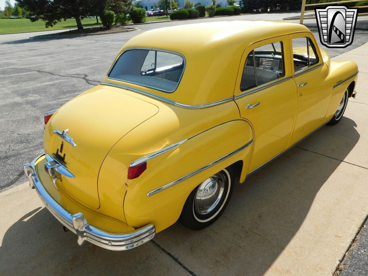 Plymouth-Deluxe-Berline-1949-4