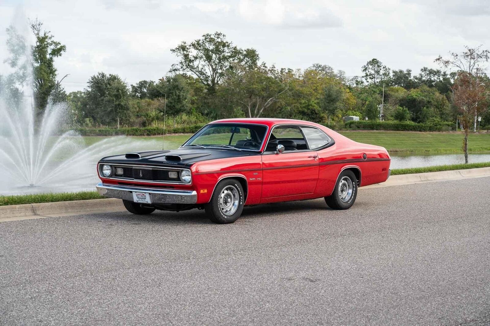 Plymouth Duster  year1}