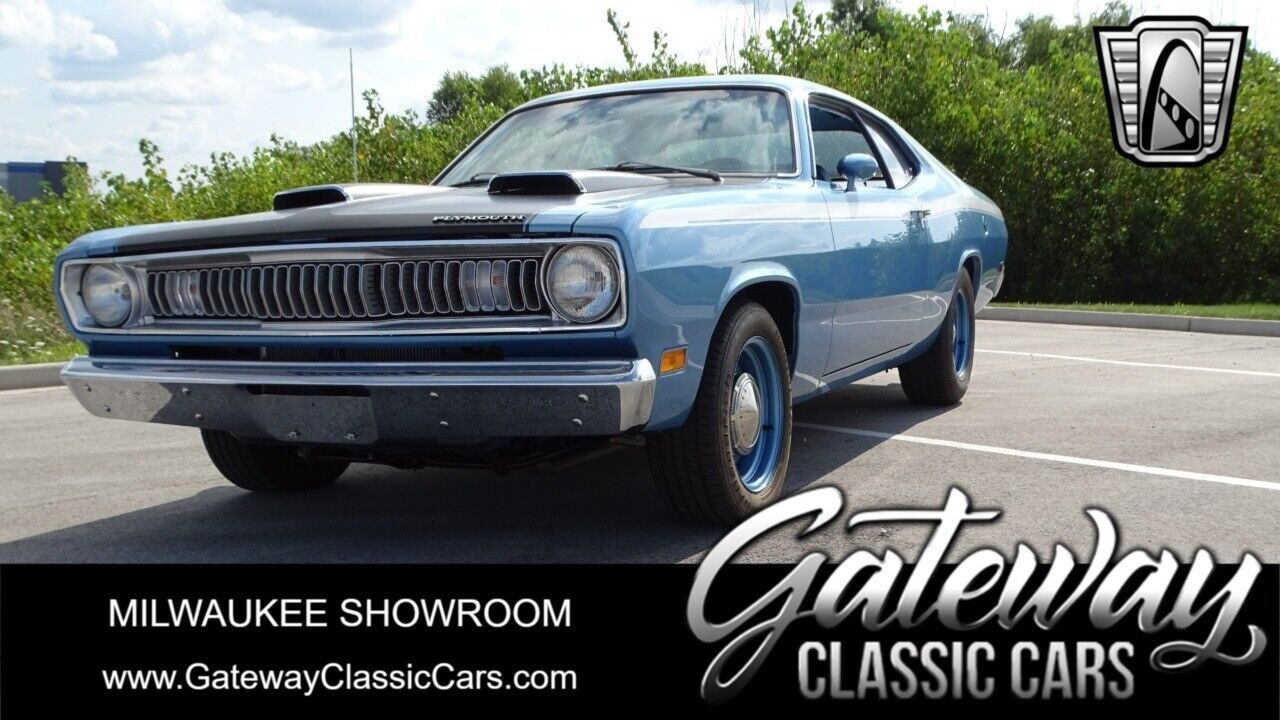 Plymouth Duster  year1}