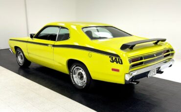 Plymouth-Duster-1971-2