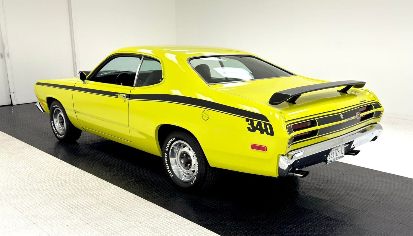 Plymouth-Duster-1971-2